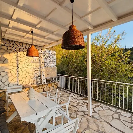 Salt & Stone 펜션 *